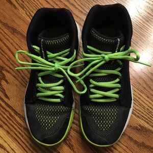 Boys under armor basketball shoes.